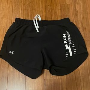 Never worn black under armour running shorts